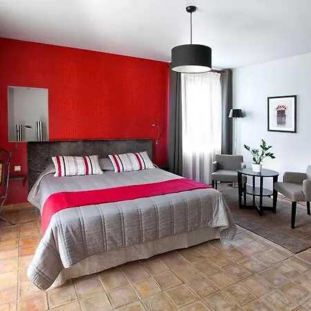 Augusta Hotel Saint-Paul-Trois-Chateaux