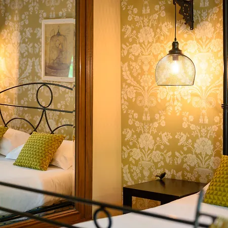 Augusta Hotel Saint-Paul-Trois-Châteaux