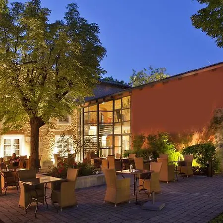 Augusta Hotel Saint-Paul-Trois-Chateaux