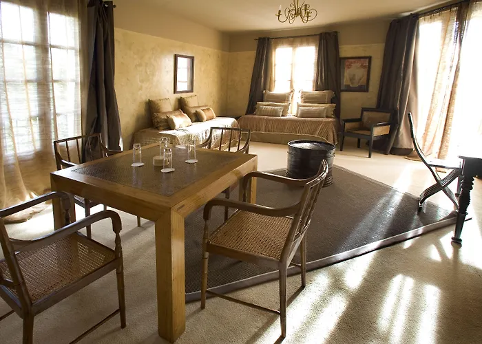 Augusta 4* Saint-Paul-Trois-Châteaux