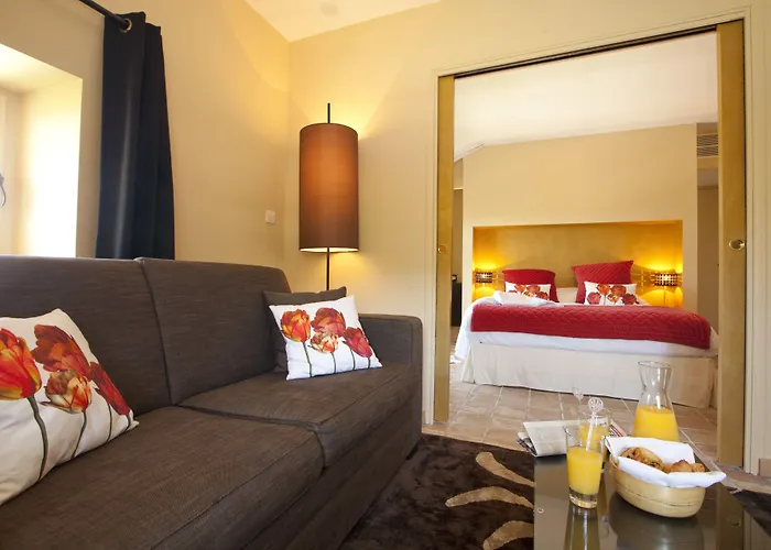 Augusta Hotel 4*
