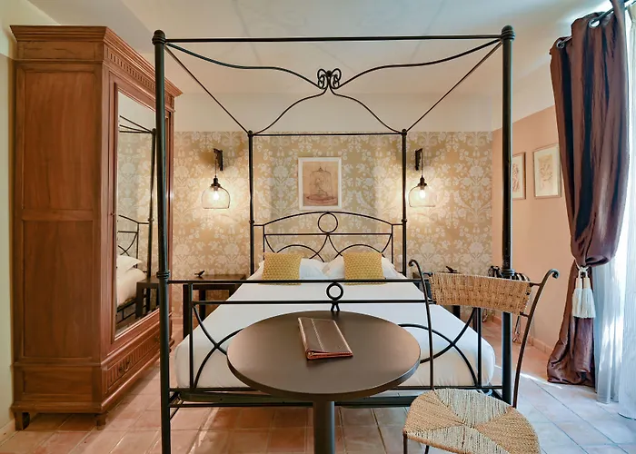Augusta Hotel 4*