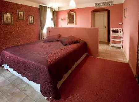 Augusta Hotel