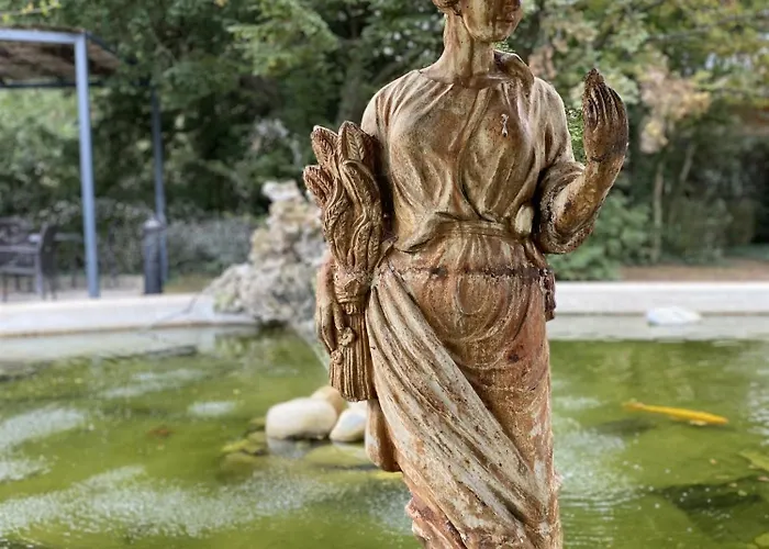 Augusta Saint-Paul-Trois-Châteaux