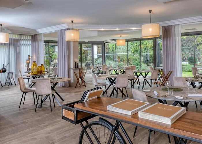 Augusta Hotel 4*